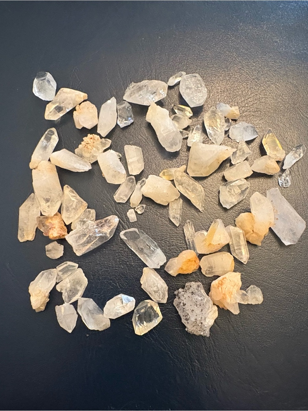 Quartz Crystals   Lot 62 pieces